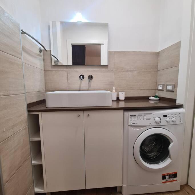 Apartment Garibaldi Павия Екстериор снимка